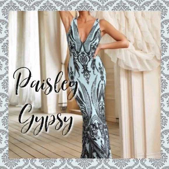 Sleeveless Deep V Neck and Back Baby Blue and Black Formal Gown - Picture 5 of 12